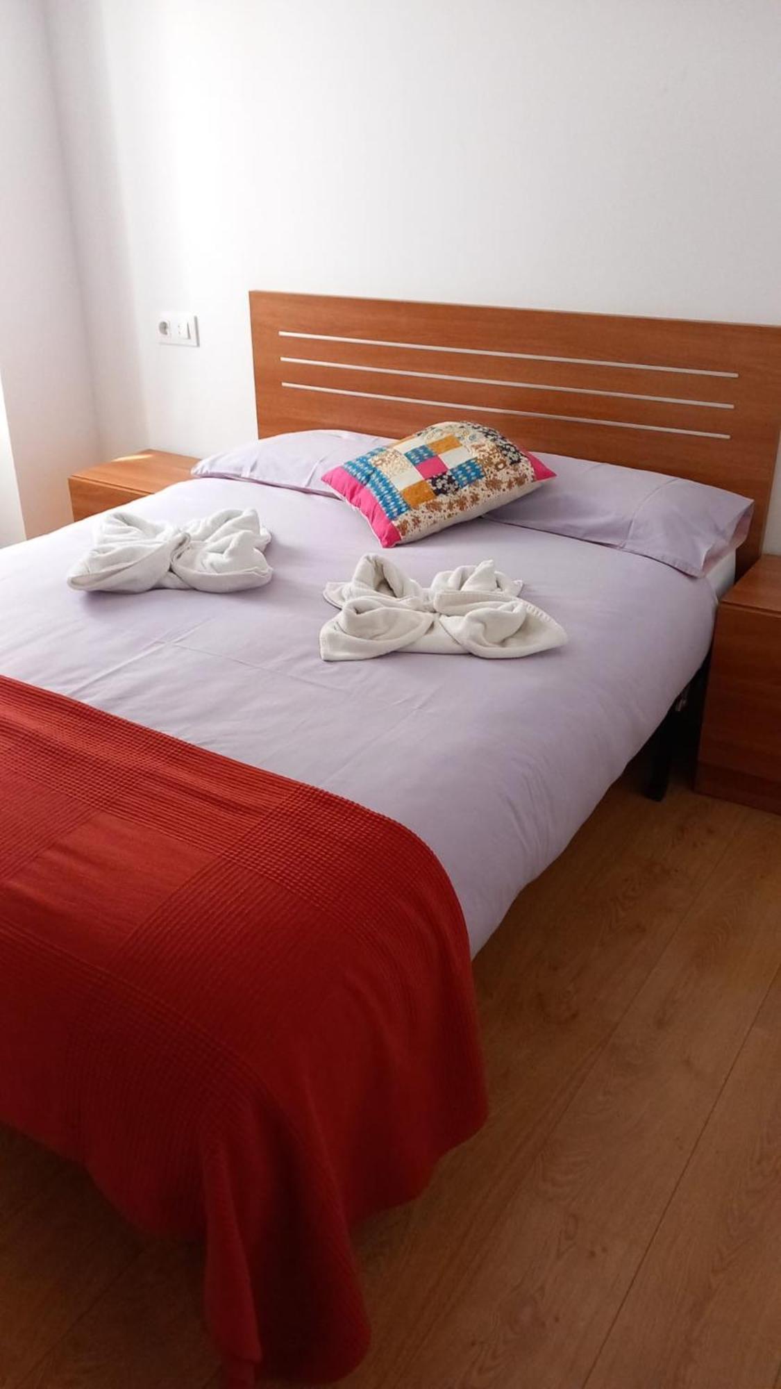 Apartamentosarturo Llanes F Laplaza Eksteriør billede